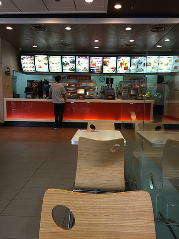 华西村人均收入_运城人均消费(3)