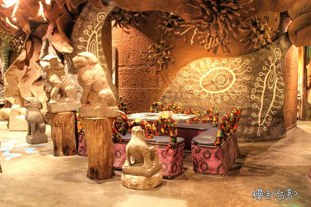 伍角船板（台北内湖店）