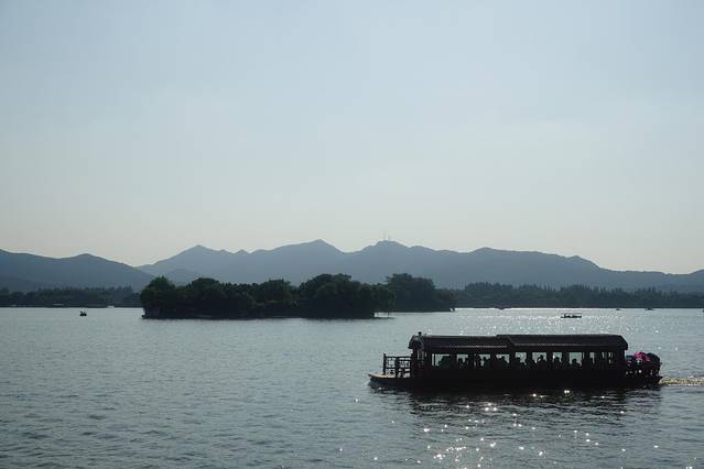 西湖游船