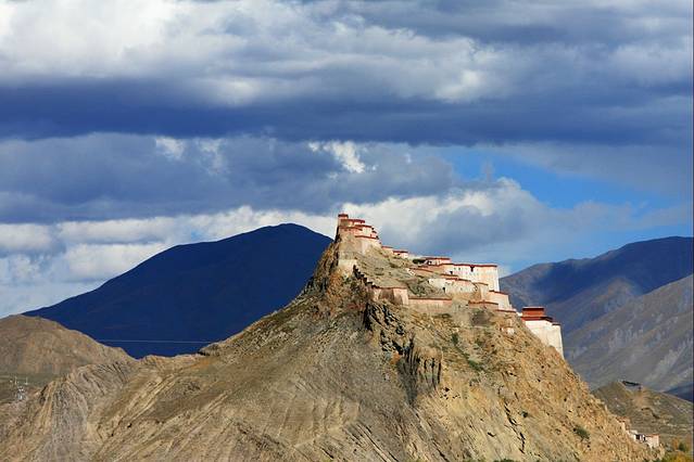宗山抗英遗址-江孜宗山古堡