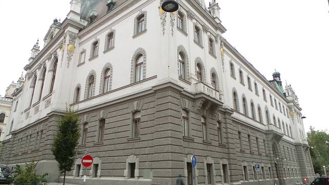 卢布尔雅那大学