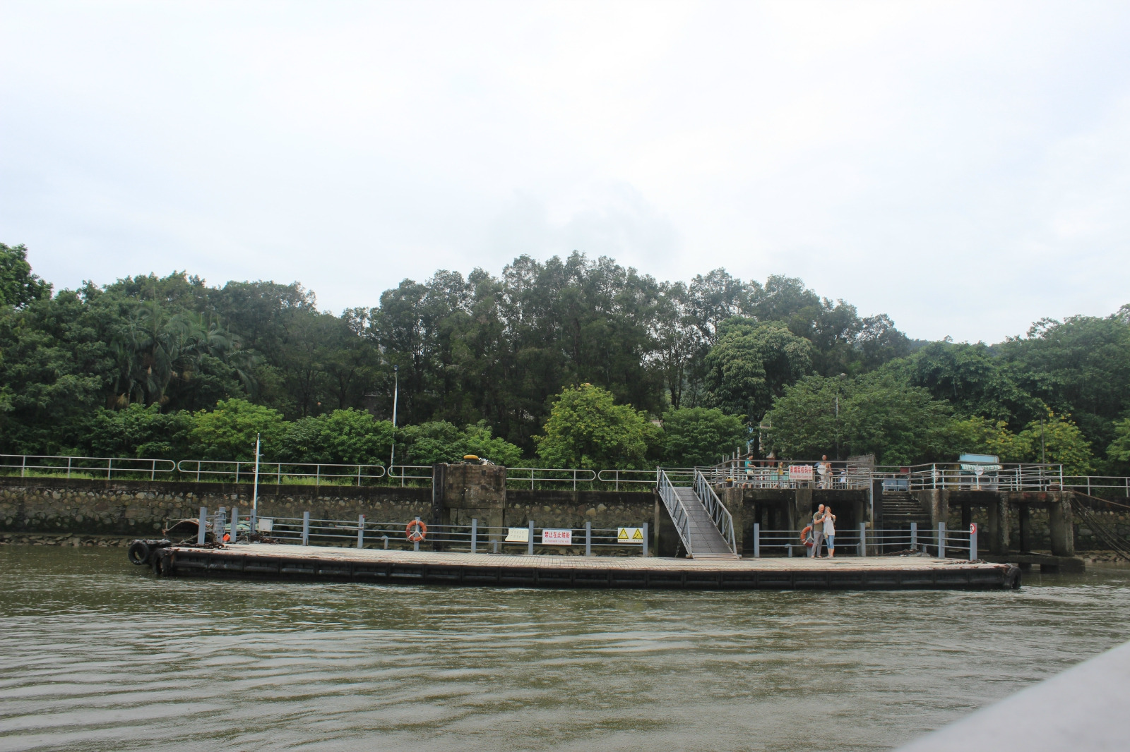 只需要几块钱,特别的便宜,而且全程也就十来分钟吗