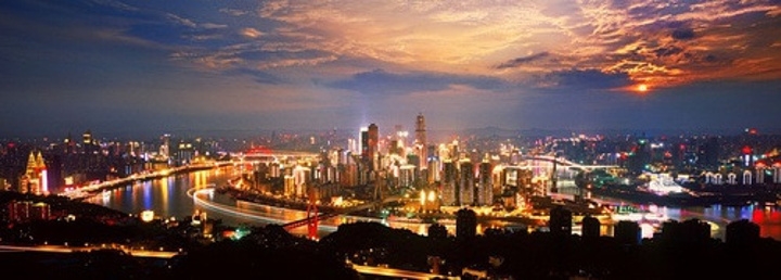 2018南山一棵树观景台的夜景,美到cry.这是平原