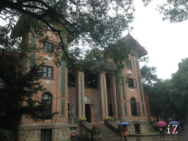 2017最好带把伞在身上,广州天气变化莫测_中