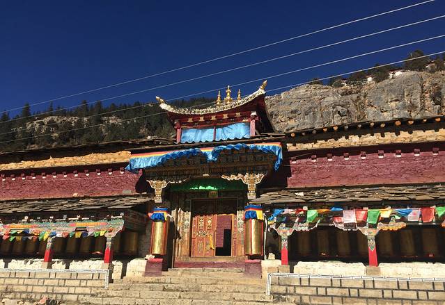 桑披岭寺