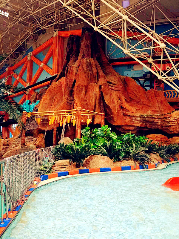 夏威夷沙滩冲浪馆