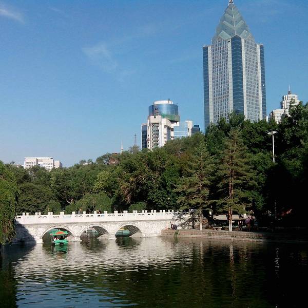 乌鲁木齐人民公园旅游攻略