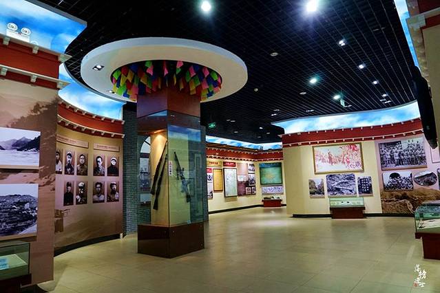 迪庆红军长征博物馆(香格里拉市独克宗古城)