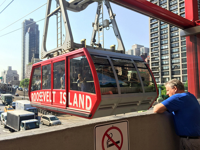 2017持有纽约交通周票非常方便,每人含税36美