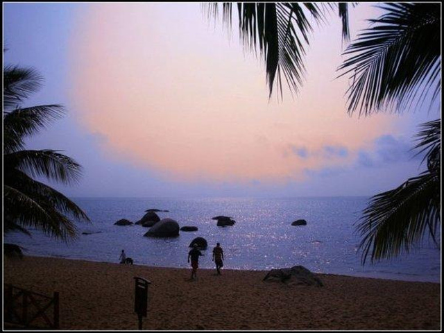 2017大小洞天是三亚所有景区中最合适看日出的景点,没有之一。现今景区内留存有"仙坛"、"仙人足"等历史遗迹_大小洞天评论 - 去哪儿攻略社区