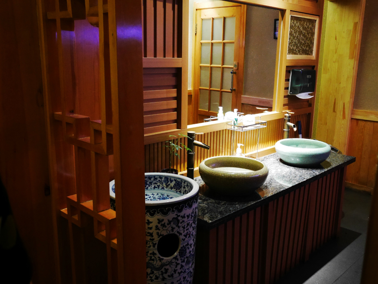 2021金博士民族餐厅美食餐厅,辣白菜土豆片,本来还担心会.