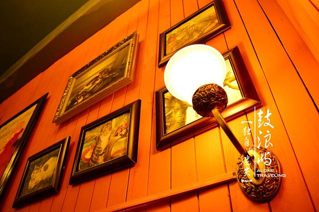 张三疯欧式奶茶铺