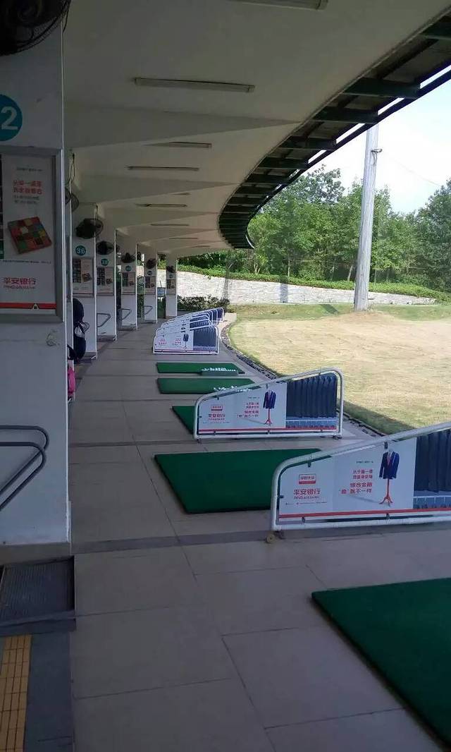 金保利高尔夫球会