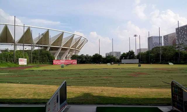 金保利高尔夫球会