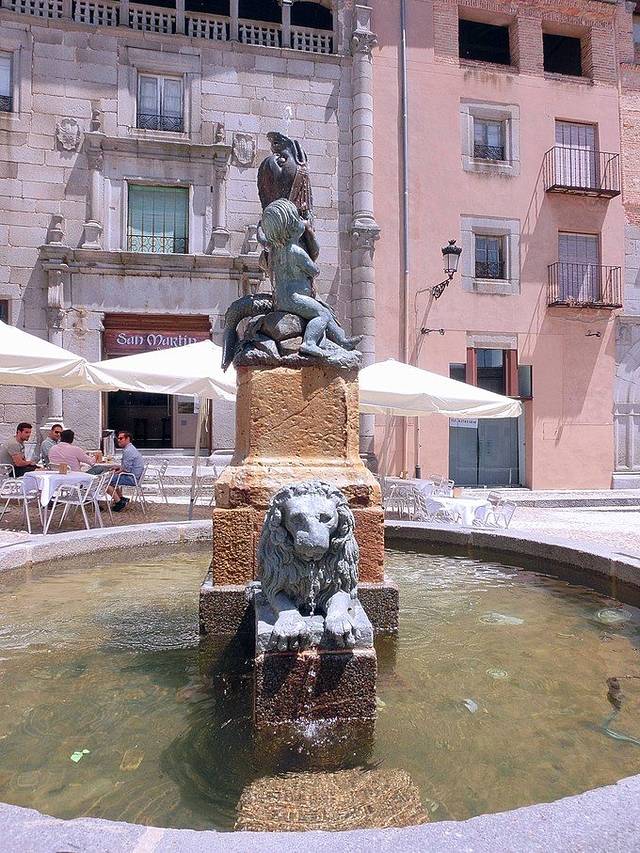 塞哥维亚圣马丁广场