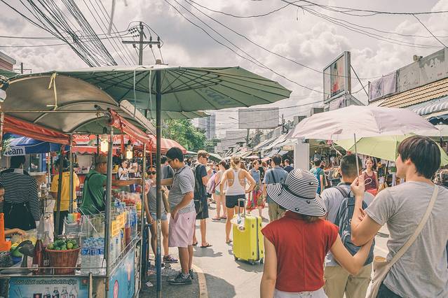 加都加周末市场