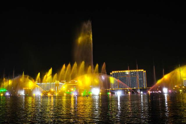 开元湖音乐喷泉