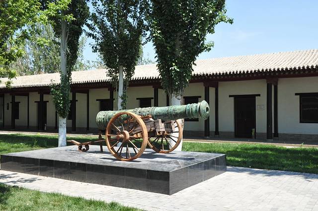 伊犁将军府遗址