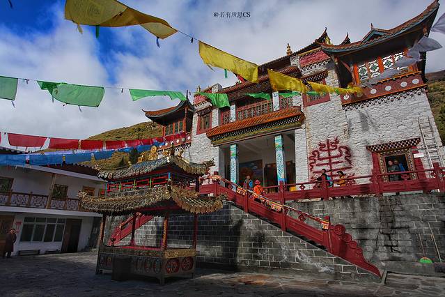 四姑娘山长坪沟景区