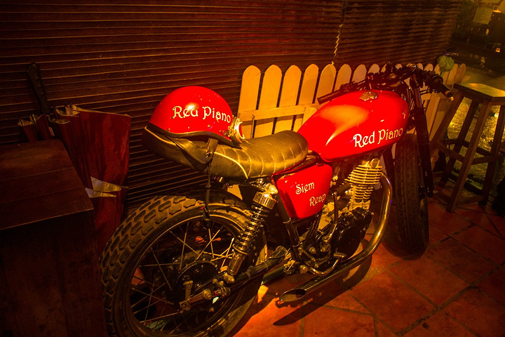 2017有一家酒吧是很多到暹粒的游客必到的打