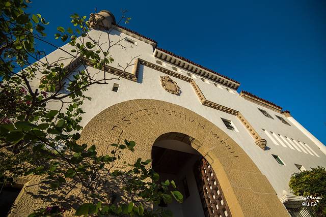 圣巴巴拉县立法院