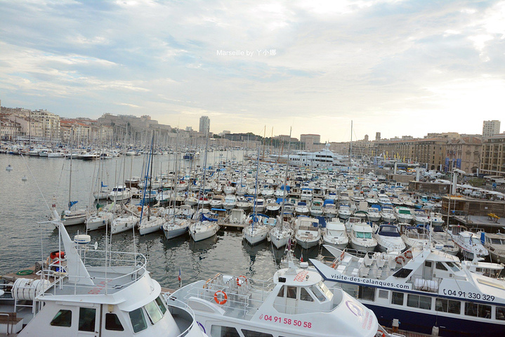 2017这座意大利风格的广场在吃饭时间十分热