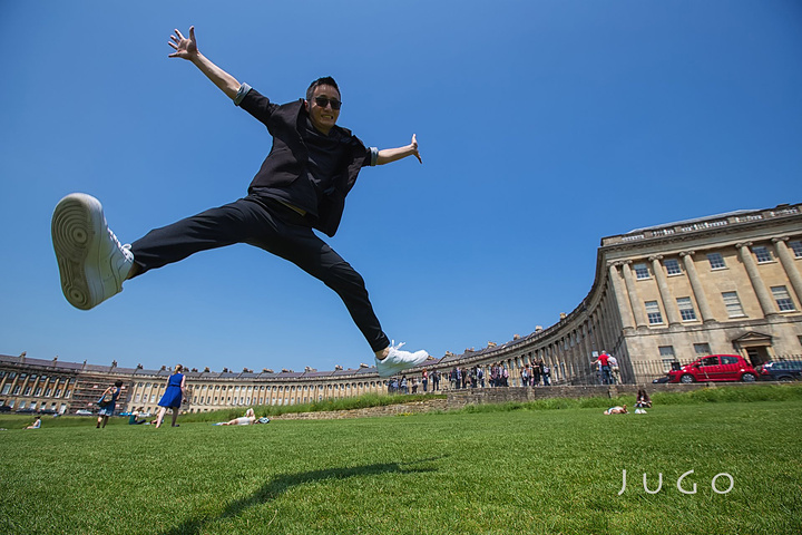 这样的景观设计名字也非常有趣,就叫做ha-ha wall(哈哈墙)