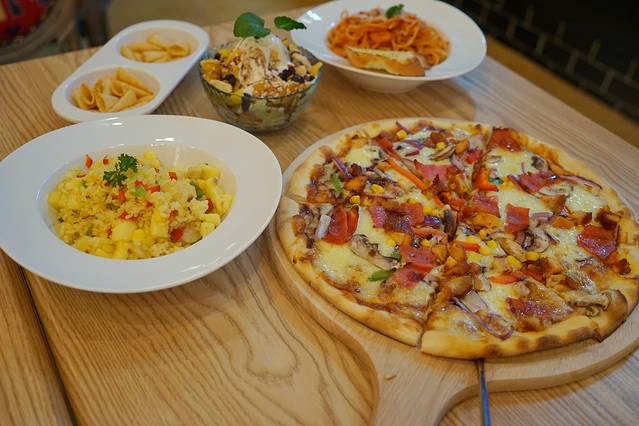 叭古叻pizza时尚西餐