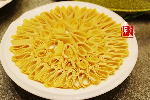 德天肥牛海鲜火锅(城西银泰店)