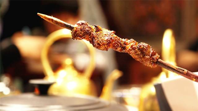 塔吉克泉水羔羊