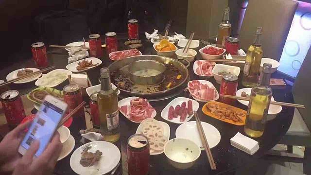 火锅摆在川西坝子(茶店子直营店)