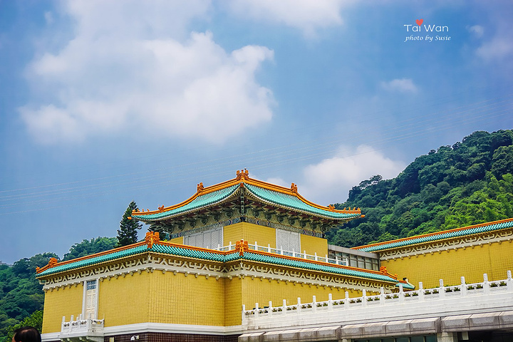 一日游的悠游卡通用台北是下车刷卡司机师傅对每一个刷卡的人说谢谢