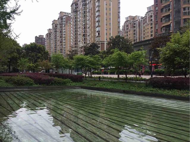 黄金城道商业步行街