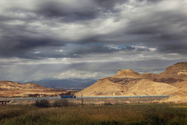 乌鲁木齐101省道丹霞地貌