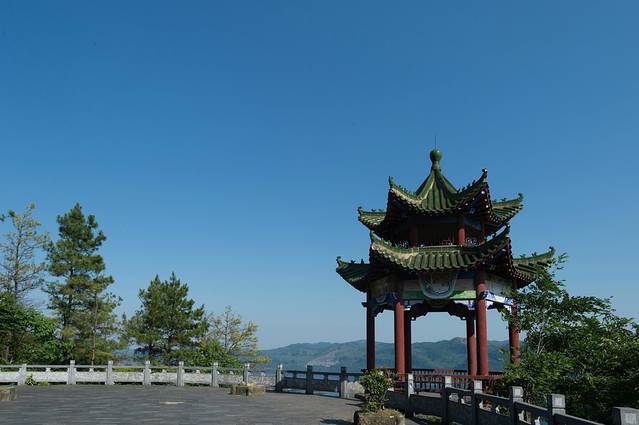 仙岛湖旅游度假区