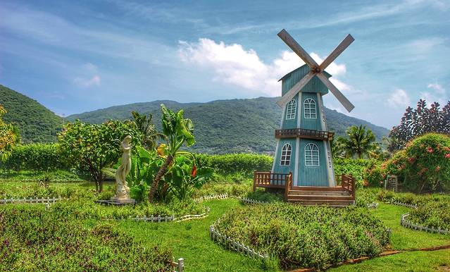 三亚亚龙湾国际玫瑰谷