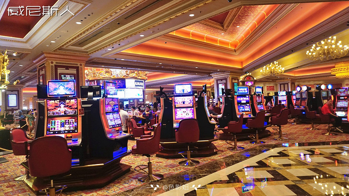 经过随手拍一张这就是传说中的赌场了来澳门一起发现澳门吧金碧辉煌的
