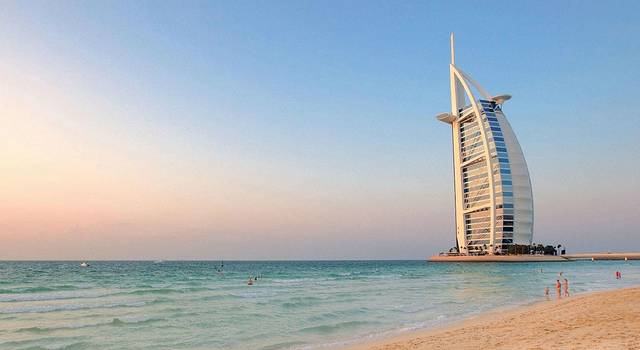 探寻沙漠绿洲奇迹的秘密,带妈妈去土豪国过一