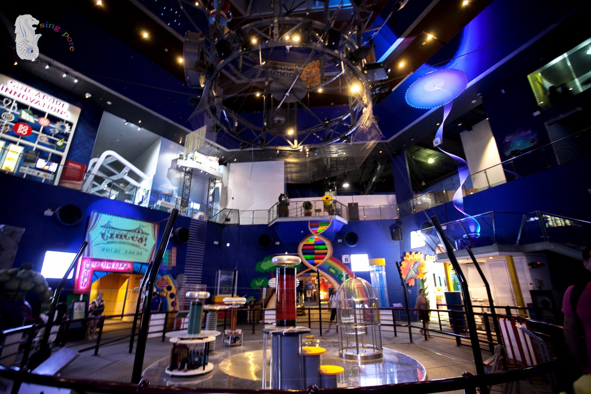 生态花园,据说所有植物全部自然生长,没有经过特殊的照料.