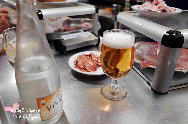 猴年马月,暴行西班牙三千公里