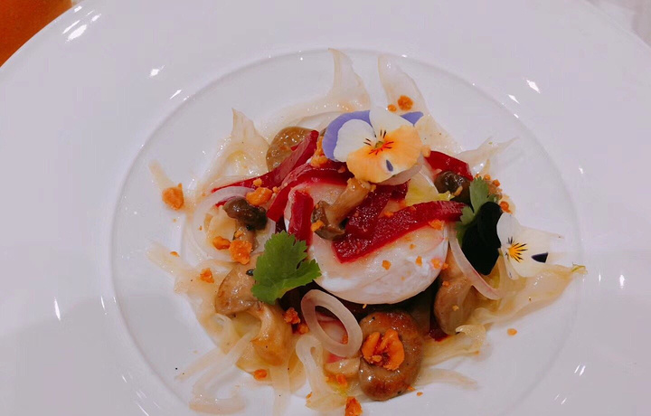 2018.于虹桥路1号港汇恒隆广场2楼