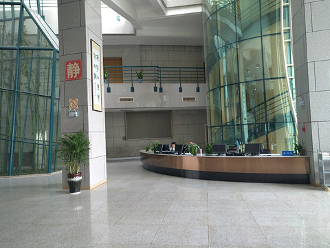 中南林业科技大学图书馆