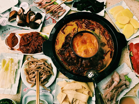 清真·牛不比火锅(营门口店)