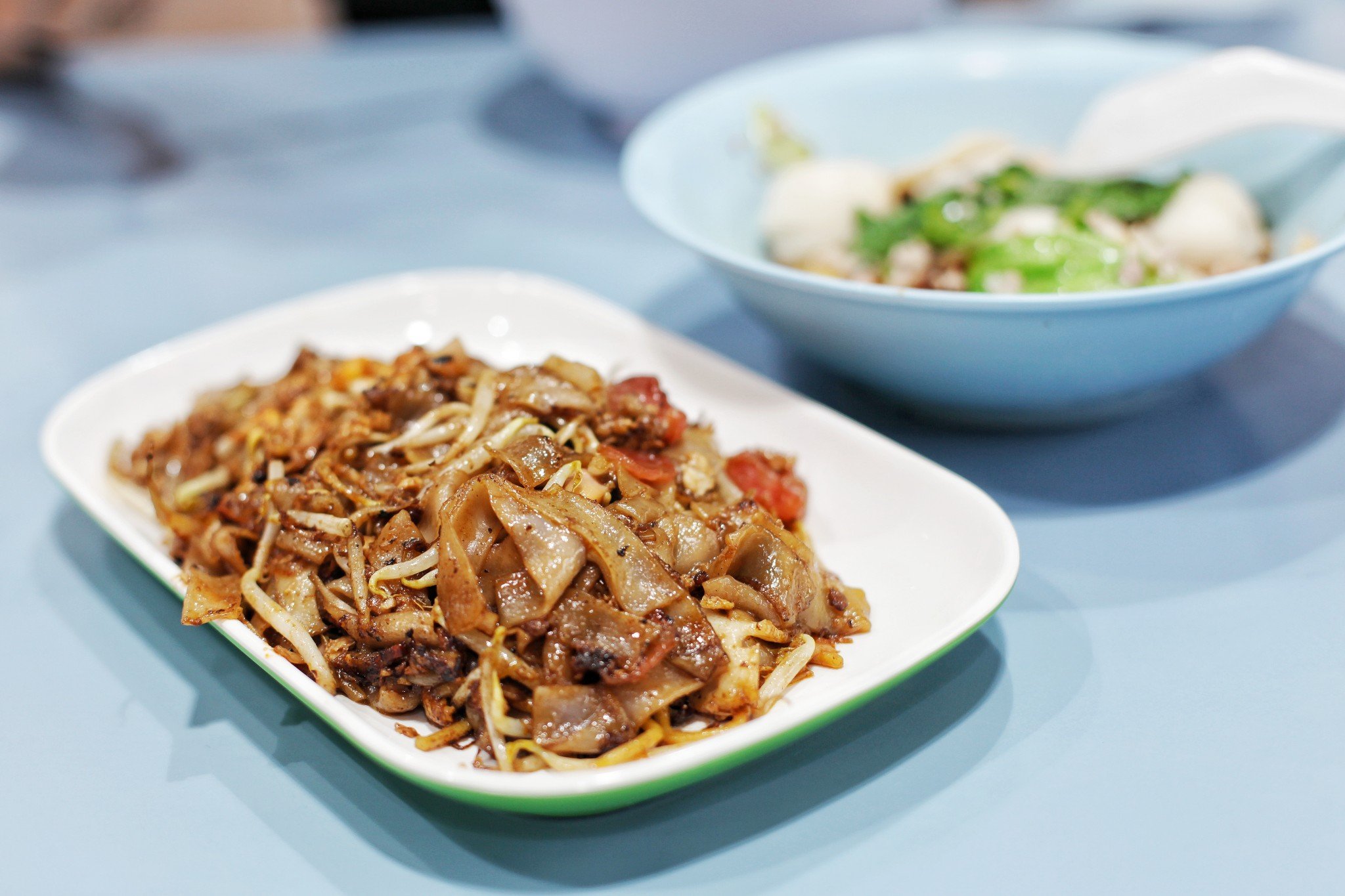 超好吃的炒粿条,蚬肉新鲜水嫩!发现新加坡的血蚬真的是一级棒.