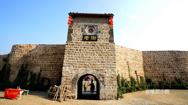 神垕古镇老街两边还有许多胡同到处渗透着丰厚的历史文化也是神后经济