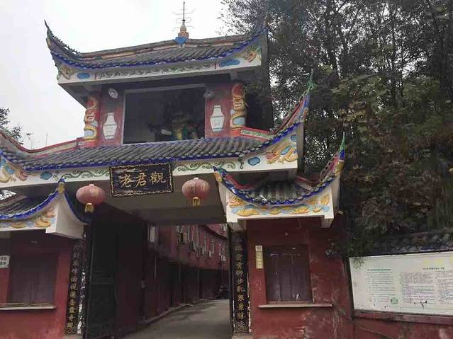 西山风景区乳泉山景区