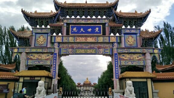 红山公园大佛寺