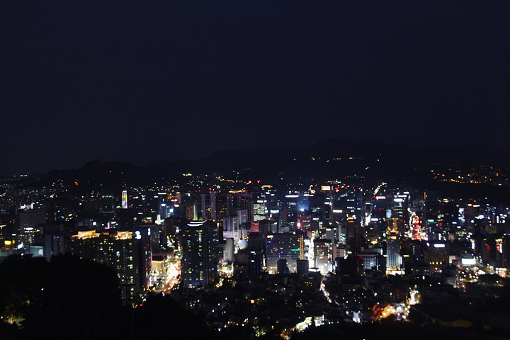 我们打算今天就去南山看 首尔 夜景.