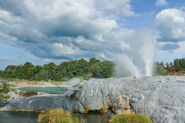 华卡雷瓦雷瓦地热保护区