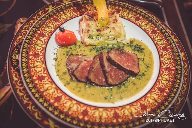 Le Versace rooftop lounge bar